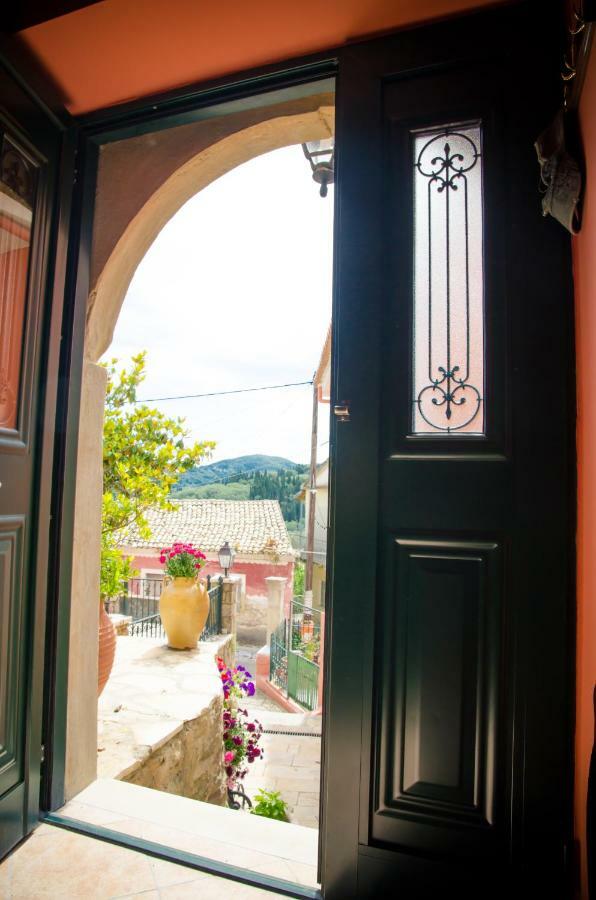 Villa Conte Rari Agios Gordios  Ngoại thất bức ảnh